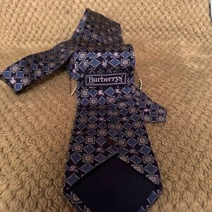 Burberry’s Blue Patterned Men's Tie